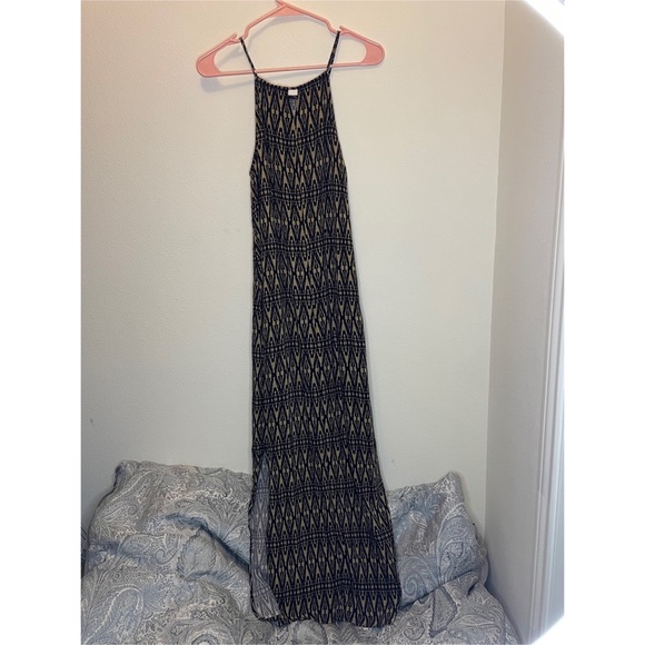 Flowy Dress - Picture 4 of 4